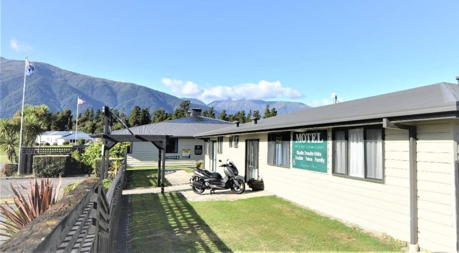 Wilderness Motel Accommodation Haast Dış mekan fotoğraf