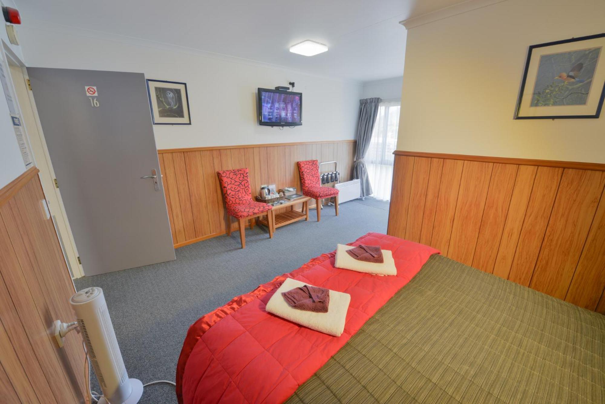 Wilderness Motel Accommodation Haast Dış mekan fotoğraf